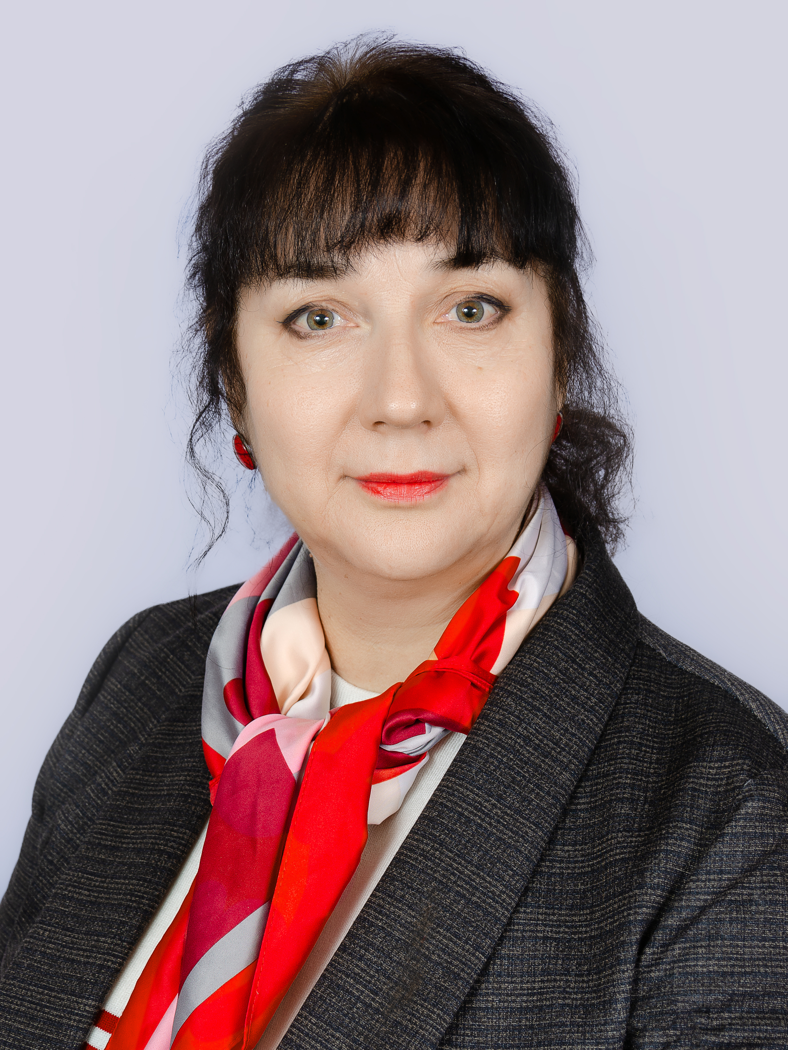 Попова Ирина Ивановна.